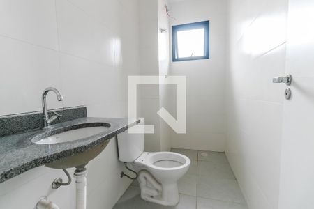 Banheiro de apartamento para alugar com 1 quarto, 35m² em Parque São Jorge, São Paulo