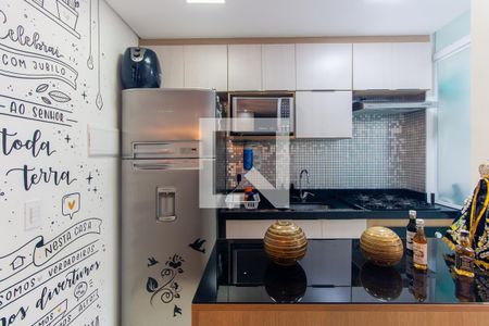 Cozinha de apartamento para alugar com 2 quartos, 52m² em Sítio da Figueira, São Paulo