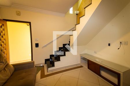 Sala de casa à venda com 3 quartos, 197m² em Vila Portuguesa, São Paulo