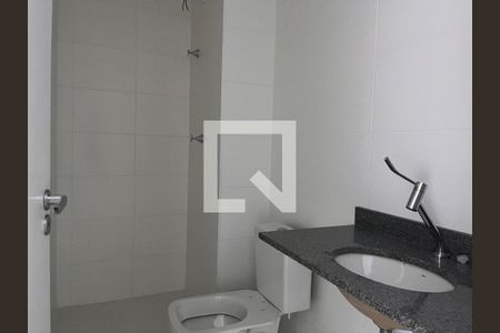 Banheiro  de apartamento à venda com 2 quartos, 57m² em Lapa de Baixo, São Paulo