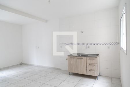 Casa à venda com 99m², 2 quartos e 1 vagaSala/Cozinha