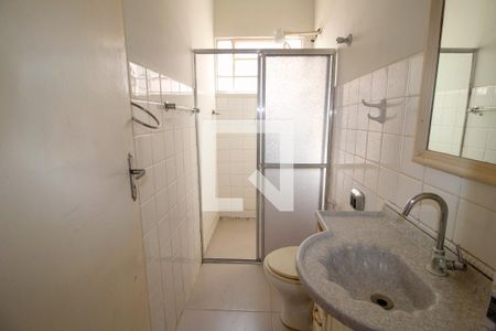 Banheiro de apartamento para alugar com 2 quartos, 60m² em Serra, Belo Horizonte