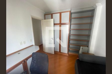 Apartamento à venda com 2 quartos, 55m² em Moema, São Paulo