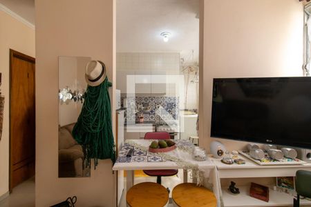 Sala de apartamento para alugar com 2 quartos, 45m² em Jardim Tranquilidade, Guarulhos