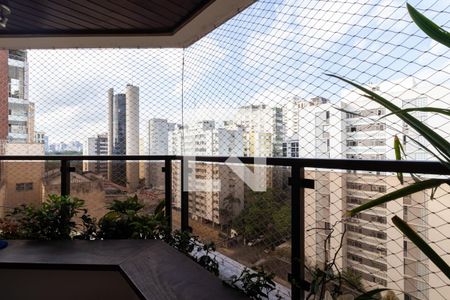 Varanda de apartamento à venda com 4 quartos, 217m² em Itaim Bibi, São Paulo