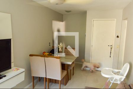 Sala de apartamento para alugar com 1 quarto, 49m² em Taquara, Rio de Janeiro