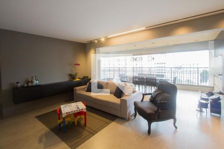 Sala de apartamento à venda com 3 quartos, 137m² em Santo Amaro, São Paulo