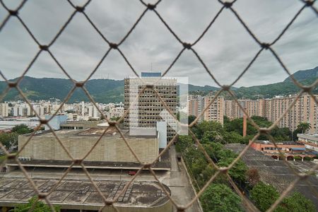 Sala Vista de apartamento para alugar com 2 quartos, 56m² em Andaraí, Rio de Janeiro
