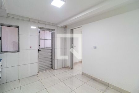 Cozinha de casa para alugar com 1 quarto, 70m² em Rio Pequeno, São Paulo