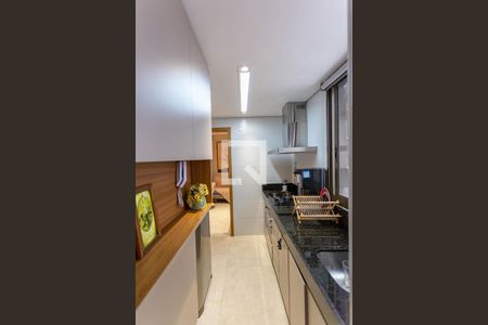 Cozinha de apartamento à venda com 2 quartos, 66m² em Barro Preto, Belo Horizonte