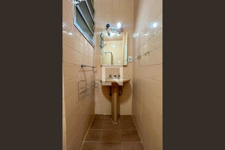 Banheiro de apartamento à venda com 1 quarto, 40m² em Copacabana, Rio de Janeiro
