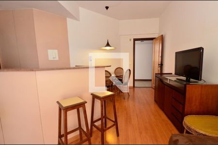 Sala de apartamento à venda com 1 quarto, 70m² em Funcionários, Belo Horizonte