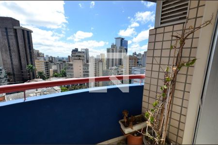 Sacada de apartamento à venda com 1 quarto, 70m² em Funcionários, Belo Horizonte