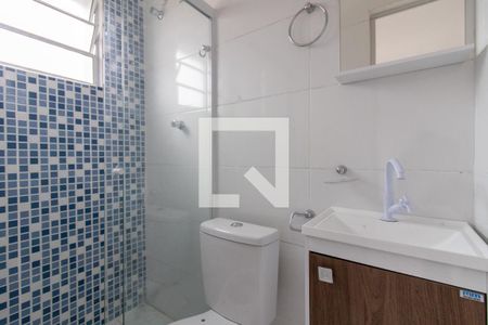 Banheiro de kitnet/studio para alugar com 1 quarto, 17m² em Gopouva, Guarulhos