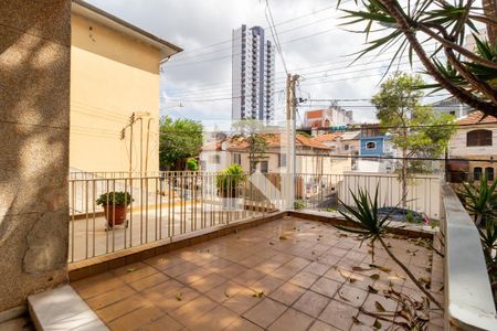 Varanda de casa para alugar com 3 quartos, 170m² em Vila Bertioga, São Paulo