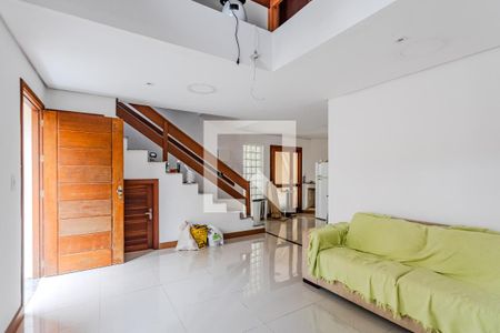 Casa de condomínio à venda com 170m², 3 quartos e 2 vagasSala
