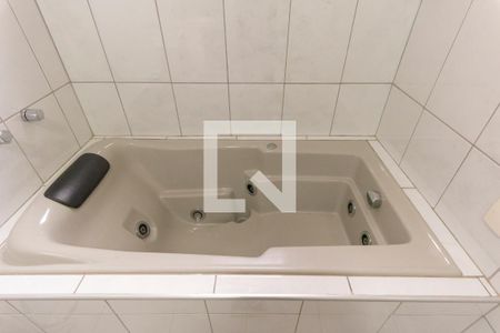 Banheiro da Suíte de casa à venda com 3 quartos, 142m² em Vila Pompéia, Campinas