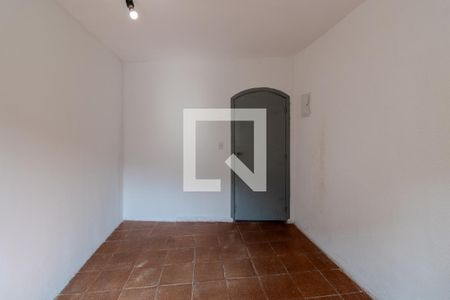 Quarto 1  de casa para alugar com 2 quartos, 32m² em Jardim Miriam, São Paulo