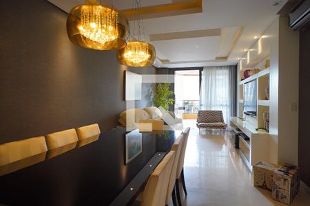 Sala de apartamento para alugar com 2 quartos, 200m² em Centro, Florianópolis