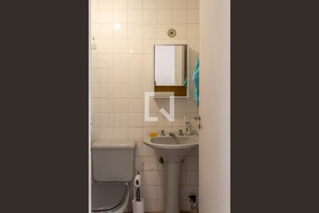 Banheiro de apartamento à venda com 1 quarto, 70m² em Barra da Tijuca, Rio de Janeiro