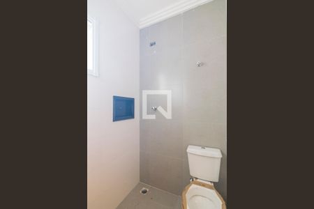 Banheiro da Suite de apartamento para alugar com 2 quartos, 44m² em Jardim Alvorada, Santo André