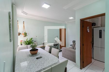 Sala  de apartamento à venda com 3 quartos, 64m² em Arvoredo, Contagem