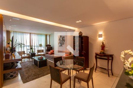 Sala de apartamento à venda com 4 quartos, 137m² em Lourdes, Belo Horizonte