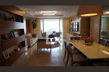 Apartamento à venda com 167m², 4 quartos e 3 vagasSala Jantar / Sala Tv