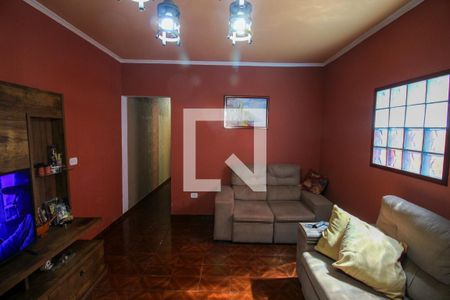 Sala de casa à venda com 3 quartos, 240m² em Limoeiro, São Paulo