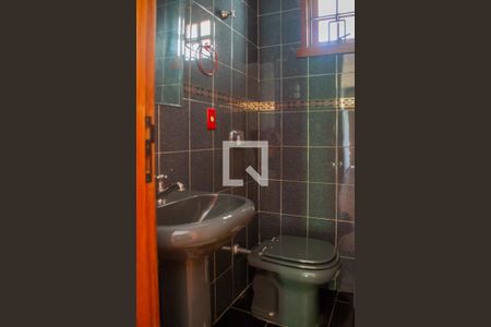 Lavabo  de casa à venda com 3 quartos, 244m² em Partenon, Porto Alegre