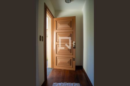 Sala - entrada de casa à venda com 3 quartos, 244m² em Partenon, Porto Alegre