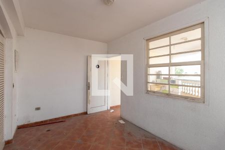 Quarto 1 de casa para alugar com 2 quartos, 80m² em Jardim Tremembé, São Paulo