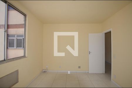 Quarto 1 de apartamento para alugar com 2 quartos, 60m² em Vila Valqueire, Rio de Janeiro