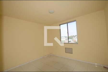 Quarto 1 de apartamento para alugar com 2 quartos, 60m² em Vila Valqueire, Rio de Janeiro