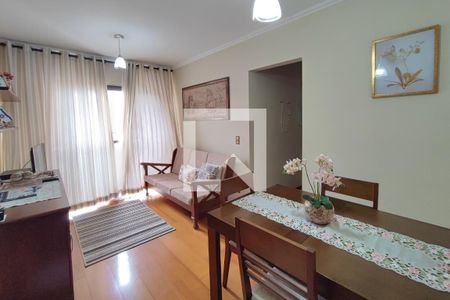 Sala de apartamento à venda com 2 quartos, 63m² em Jardim das Bandeiras, Campinas