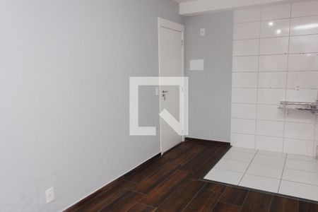 Sala de apartamento para alugar com 2 quartos, 43m² em Vila Guilherme, São Paulo