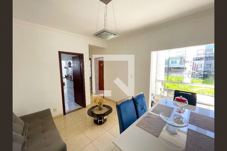 Sala de apartamento à venda com 2 quartos, 69m² em Industrial Santa Rita, Contagem