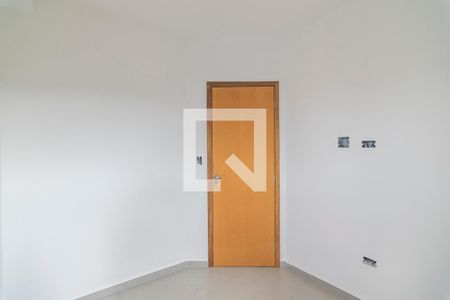 Quarto 1 de apartamento para alugar com 2 quartos, 44m² em Jardim Alvorada, Santo André