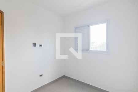 Quarto 1 de apartamento para alugar com 2 quartos, 44m² em Jardim Alvorada, Santo André