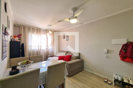 Sala de apartamento para alugar com 2 quartos, 40m² em Sítio da Figueira, São Paulo