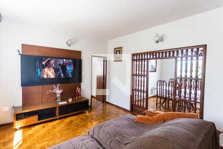 Sala de casa à venda com 2 quartos, 240m² em Santa Inês, Belo Horizonte