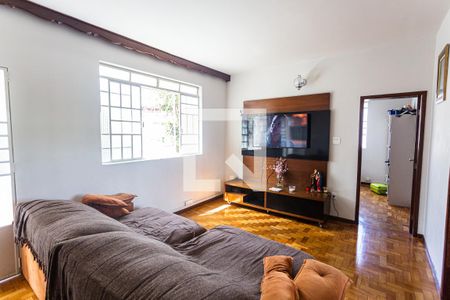 Sala de casa à venda com 2 quartos, 240m² em Santa Inês, Belo Horizonte