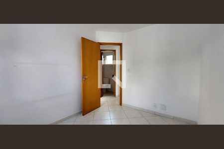 Quarto 1 de apartamento para alugar com 2 quartos, 45m² em Santa Maria, Santo André