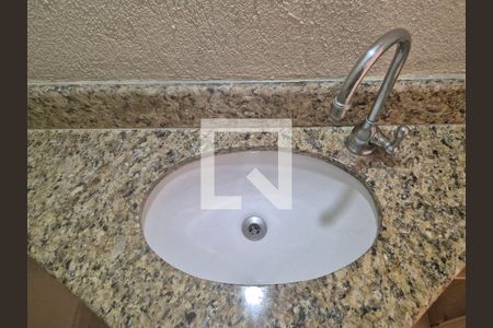 Lavabo de casa para alugar com 4 quartos, 275m² em Barra da Tijuca, Rio de Janeiro