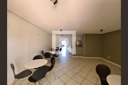 Apartamento à venda com 70m², 2 quartos e 1 vaga Apartamento à venda com 70m², 2 quartos e 1 vagaÁrea comum - Salão de festas
