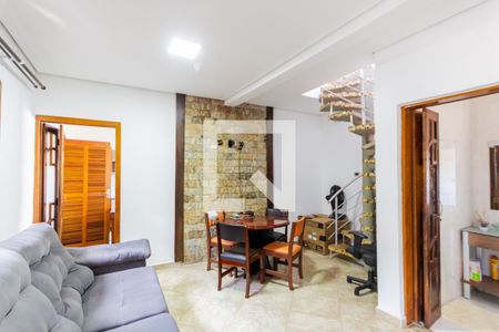 Sala de casa à venda com 2 quartos, 105m² em Vila Camilópolis, Santo André