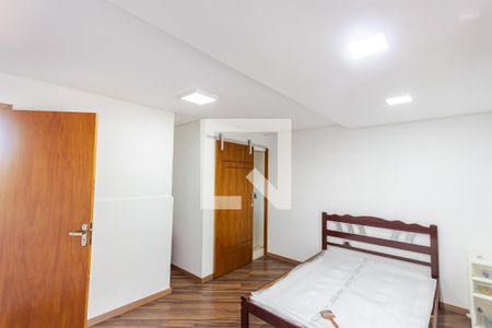 Suíte de casa à venda com 2 quartos, 105m² em Vila Camilópolis, Santo André