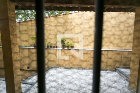 quarto 1 vista de casa para alugar com 2 quartos, 65m² em Jardim Mitsutani, São Paulo