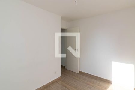 Quarto 1 de apartamento para alugar com 2 quartos, 45m² em Jardim Santa Teresinha, São Paulo