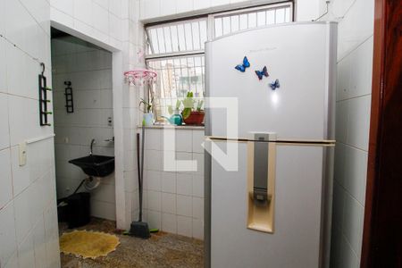 Cozinha de apartamento à venda com 4 quartos, 94m² em Sagrada Família, Belo Horizonte